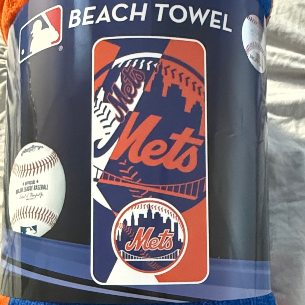 New York Mets Beach Towel in Blue and Orange-NWT